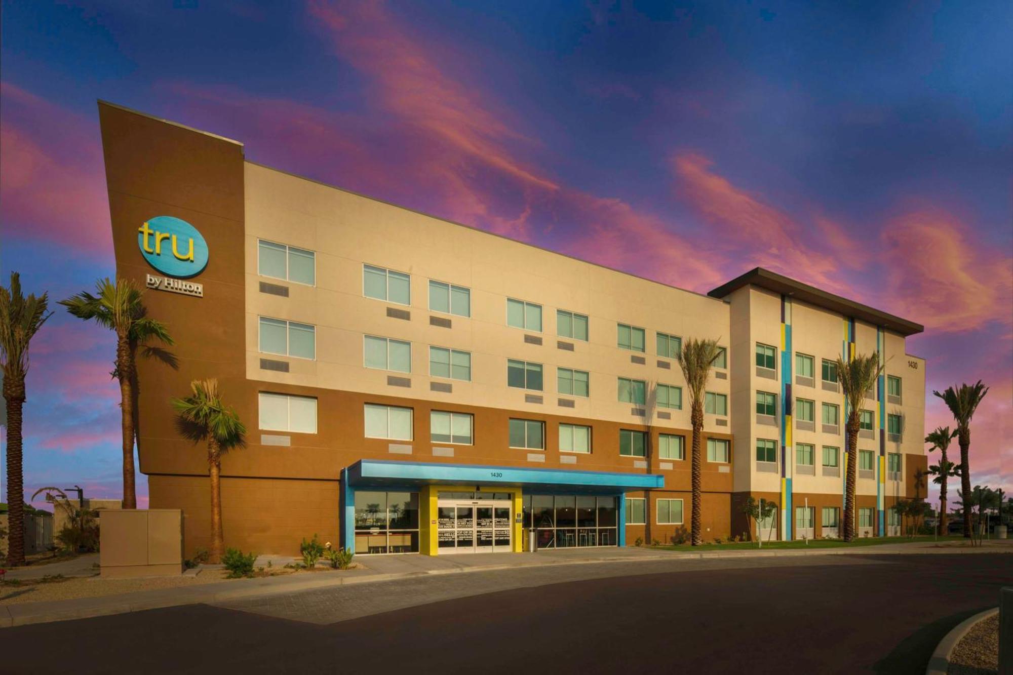Tru By Hilton Goodyear Phoenix West, Az Exterior photo